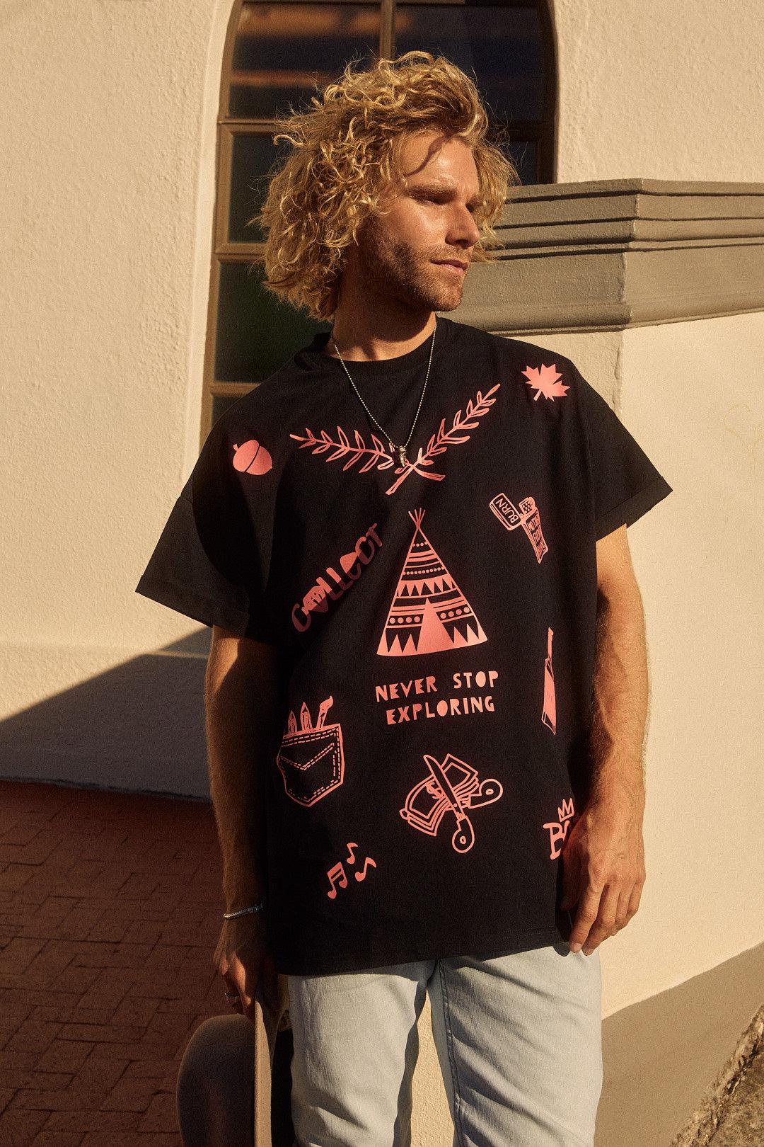 T-shirt surdimensionné Never Stop Explorer